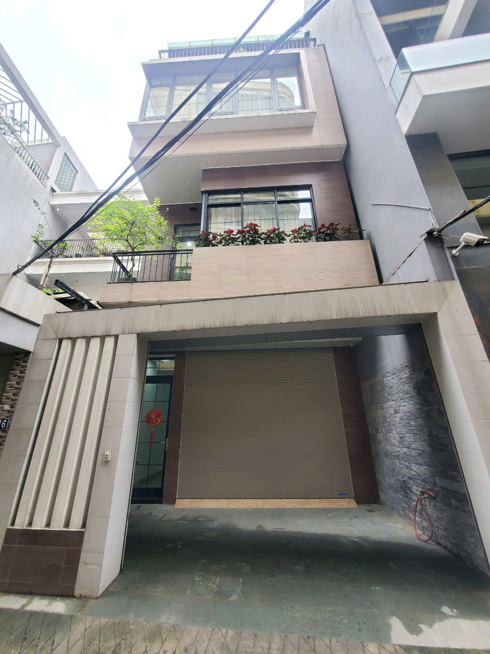 Bán nhà Nguyễn Văn Cừ,Long Biên 7 tầng,115m,mt5.5m oto vào nhà nhỉnh 26 tỷ - Ảnh chính